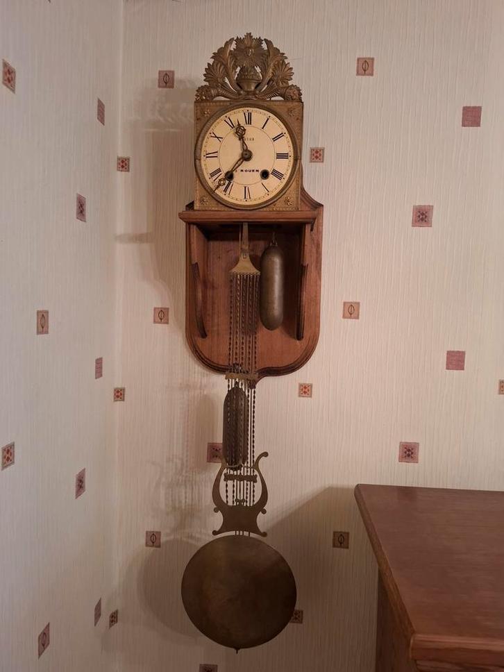 Ancienne horloge comtoise murale – Rouen (signée Moutier), Antiek en Kunst, Antiek | Klokken, Ophalen