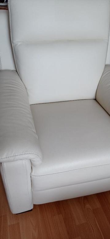 Lederen lounge  (fleur de cuir)  beschikbaar voor biedingen
