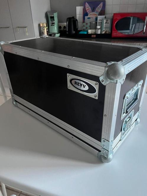 Flight case voor amps zgan, Musique & Instruments, Boîtiers & Valises, Comme neuf, Enlèvement ou Envoi