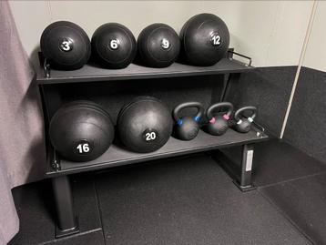 PT Essentials PRO Kettleball slamball rack beschikbaar voor biedingen