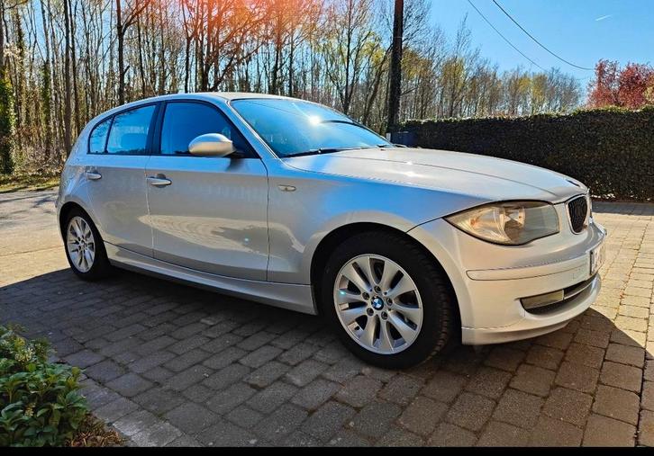 BMW 116i te koop - ideaal als eerste auto, Auto's, BMW, Particulier, 1 Reeks, Airconditioning, Centrale vergrendeling, Elektrische ramen