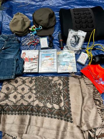 Kavel op de rommelmarkt beschikbaar voor biedingen