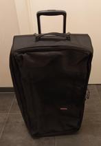 Eastpak zwart, Ophalen, Uitschuifbare handgreep, 30 cm of meer, Zwart