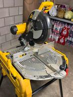 Dewalt D27107 Qs, Ophalen, Zo goed als nieuw, Afkortzaag
