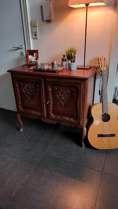 Prachtig eikenhouten halkastje., Huis en Inrichting, Kasten | Dressoirs, Zo goed als nieuw, Eikenhout, Ophalen