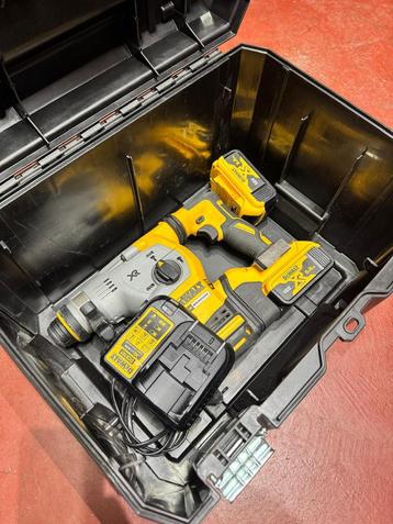 Perfo dewalt beschikbaar voor biedingen