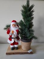 Kerst - klassieke kerstman met boom, Diversen, Kerst, Ophalen of Verzenden, Zo goed als nieuw