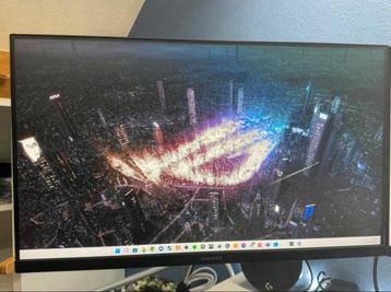 2 Samsung monitors