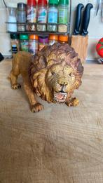Ancien Lion en résine de 1994