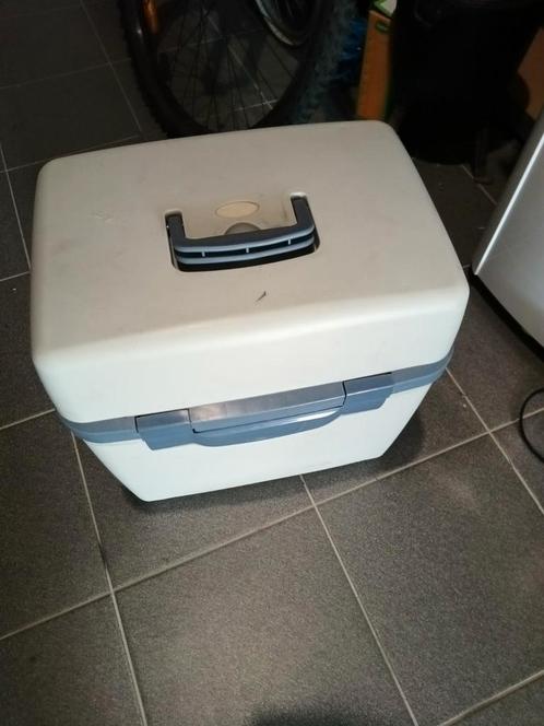 Frigo/ koelkast auto, Caravans en Kamperen, Koelboxen, Zo goed als nieuw, Ophalen of Verzenden