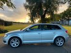 Audi A3 Sportback 2.0 TFSI Quattro, Auto's, Automaat, Stof, Particulier, Zilver of Grijs