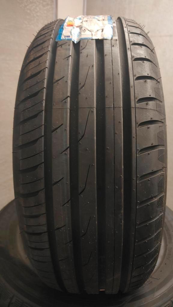 205/55r16 toyo 60€ l'unité avec support 20555r16, Autos : Divers, Pièces de sport automobile, Enlèvement ou Envoi