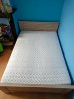 Bed 140 op 200 (logeerbed), Ophalen, Zo goed als nieuw, 200 cm
