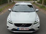 Volvo V40 2018 2.0 T4 1 JAAR GARANTIE GEKEURD VOOR VERKOOP, Auto's, Volvo, 4 cilinders, Alcantara, Wit, 5 deurs