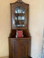 Hoekkast, Enlèvement