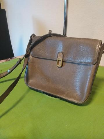 Delvaux  tasje voor opkuis  beschikbaar voor biedingen
