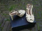 Gratis Verzenden Nieuwe witte leren Zara party hakken40, Verzenden, Nieuw, Schoenen met hoge hakken, Wit