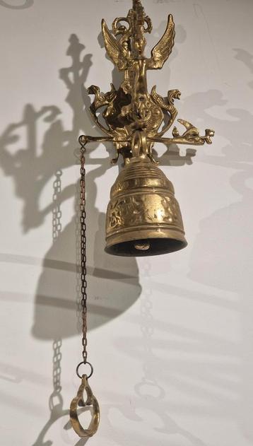 Kloosterbel ,  deurbel Decoratieve koperen of brons bel beschikbaar voor biedingen