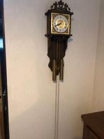 Wandklok met slingers, Huis en Inrichting, Ophalen, Gebruikt, Analoog, Wandklok