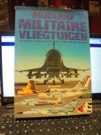 Moderne militaire vliegtuigen, Boeken, Oorlog en Militair, Ophalen of Verzenden, Zo goed als nieuw, Luchtmacht