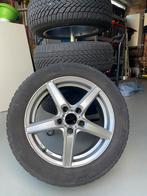 Set winterbanden op Alu  velgen. CONTINENTAL 205/55, Ophalen, Winterbanden, Velg(en)