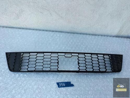 SKODA OCTAVIA III R5 BUMPERGRILLE MIDDEN, Auto-onderdelen, Carrosserie, Bumper, Skoda, Gebruikt