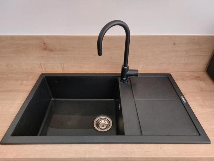 Evier + mitigeur noir, Bricolage & Construction, Sanitaire, Utilisé, Lavabo, Enlèvement