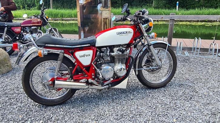 HONDA CB550 Supersport '77, volledig uiteen , zie lijst, Motoren, Motoren | Oldtimers, Naked bike, meer dan 35 kW, 4 cilinders