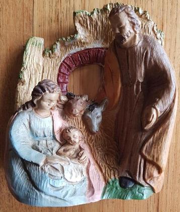 KERST beeld, grot, Jozef, Maria, Jezus, ezel en os beschikbaar voor biedingen