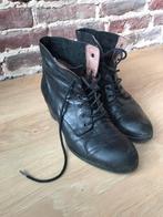 Botjes met hak (niet te hoog) en veters., Vêtements | Femmes, Chaussures, Noir, Porté, Enlèvement, Boots et Botinnes