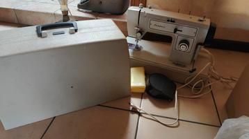 Machine à coudre  beschikbaar voor biedingen