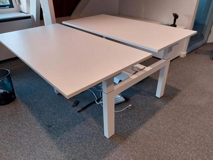 meerdere identieke bureaus, Articles professionnels, Aménagement de Bureau & Magasin | Mobilier de bureau & Aménagement, Enlèvement