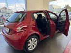Peugeot 208 82ch DISTRIBUTION OK GPS 1ÈRE MAIN GAR 12M, Stof, Gebruikt, Zwart, Electronic Stability Program (ESP)