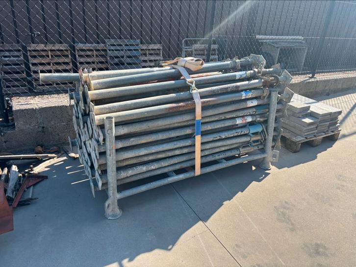 70 stippen/schoren stempel Cometal en Doka 160/300cm, Doe-het-zelf en Bouw, Steigers, Gebruikt, Ophalen