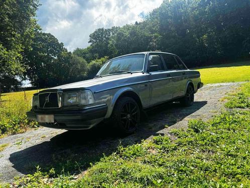 Volvo 240 1985 | 2.3 Redblock | Ancètre/Oldtimer échange pos, Auto's, Volvo, Particulier, Benzine, Berline, 5 deurs, Handgeschakeld