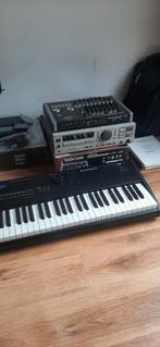 Kurzweil PC88, Muziek en Instrumenten, Synthesizers, Gebruikt, Met midi-aansluiting, 76 toetsen, Ophalen