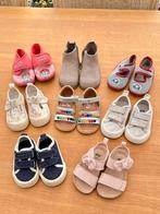 pantoffeltjes, sneakers, sandaaltjes en botjes. maat 18/19, Ophalen