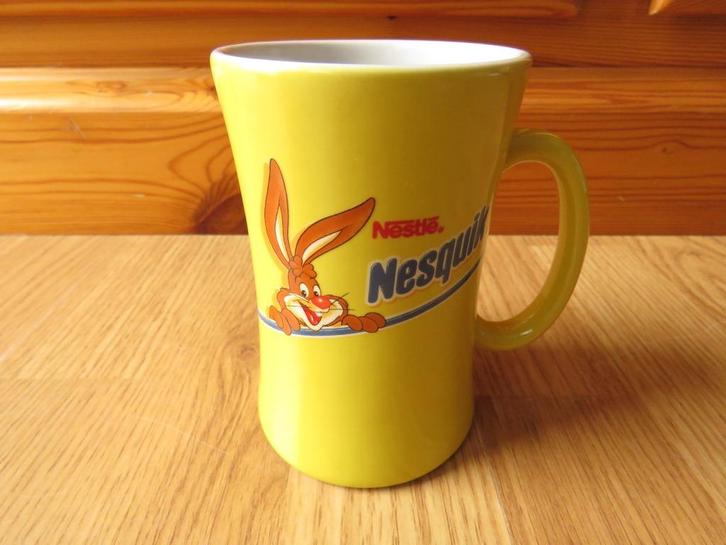 mug tasse lapin Nesquik, Huis en Inrichting, Keuken | Servies, Zo goed als nieuw, Kop(pen) en/of Schotel(s), Ophalen of Verzenden