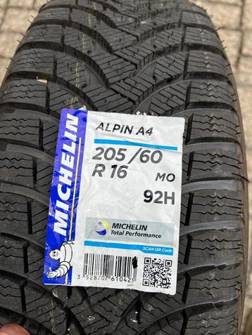 Nieuwe winterbanden Michelin 205 60 16 beschikbaar voor biedingen