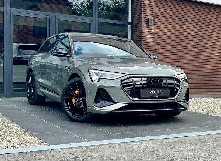 Audi e-tron 55 quattro S-LINE BLACK EDITION/360CAM/B&O/TRKHK, Auto's, Audi, Bedrijf, Te koop, e-tron, 360° camera, 4x4, ABS, Achteruitrijcamera
