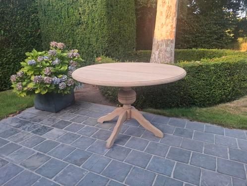 Volledig massief eiken ronde eettafel. Geluchtgomd.., Huis en Inrichting, Tafels | Eettafels, Zo goed als nieuw, Ophalen of Verzenden