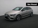 Mercedes-Benz B-klasse 180 AMG LINE + CARPLAY + SENSOREN + C, Auto's, Mercedes-Benz, Gebruikt, 4 cilinders, 136 pk, Bedrijf