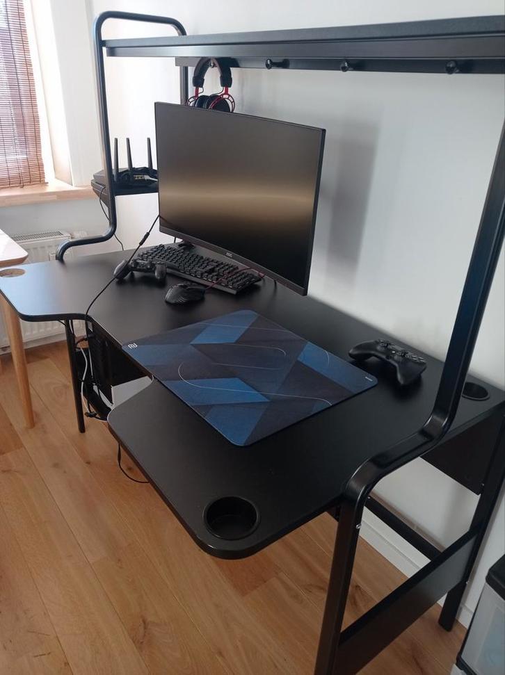 Bureau Ikea Fredde, idéal pour travailler à domicile ou joue, Maison & Meubles, Bureaux, Bureau, Enlèvement