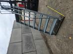 Gegalvaniseerde Trap, Met leuning, Hoog ca 1.85 meter, Doe-het-zelf en Bouw, Ladders en Trappen, Ophalen, Zo goed als nieuw, Trap