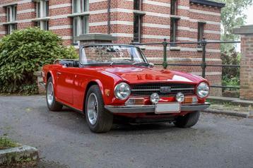 TR6 met overdrive, Autos, Oldtimers & Ancêtres, Achat, 93 kW, Boîte manuelle, Triumph