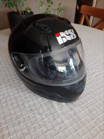 Motorhelm M beschikbaar voor biedingen