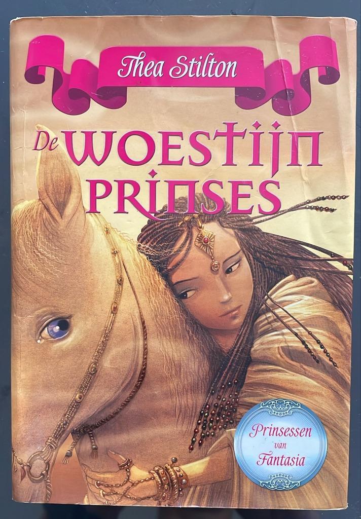 Thea Stilton Fantasie reeks De Woestijnprinses, Boeken, Kinderboeken | Jeugd | 10 tot 12 jaar, Zo goed als nieuw, Fictie, Ophalen of Verzenden