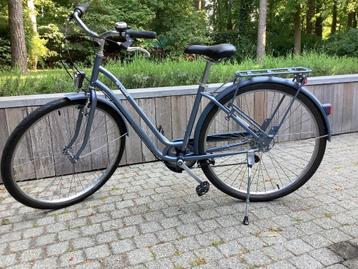Als nieuwe damesfiets BTWIN Elops 120 beschikbaar voor biedingen