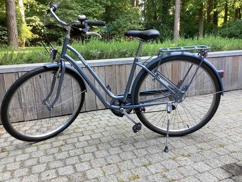 Als nieuwe damesfiets BTWIN Elops 120, Fietsen en Brommers, Fietsen | Dames | Damesfietsen, Zo goed als nieuw, Overige merken