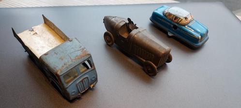 3 oude speelgoedauto's, Antiek en Kunst, Antiek | Speelgoed, Verzenden